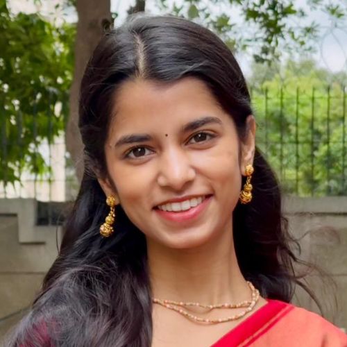 मैथिली ठाकुर