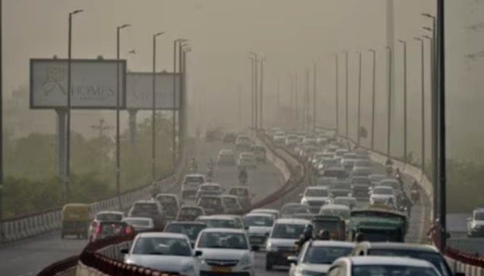 Delhi Weather: आंधी-बारिश या फिर चढ़ेगा पारा? जानिए आने वाले दिनों के लिए क्या है IMD का अपडेट