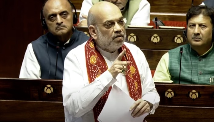 Amit Shah ने विपक्षियों की निकाल दी हवा,सदन में चिल्ला रहे विरोधियों पर दहाड़े़