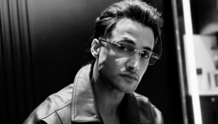‘बैटलग्राउंड’ से निकाले गए तो बौखलाए आसिम रियाज, सोशल मीडिया पर भड़के