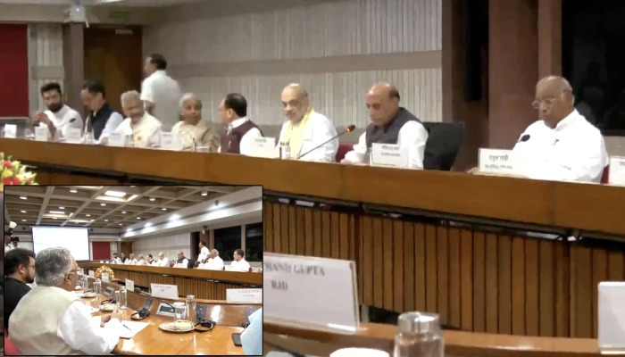 ऑपरेशन सिंदूर के बाद मोदी सरकार ने बुलाई सर्वदलीय बैठक, सभी राजनीतिक दलों को दी जा रही ब्रीफिंग