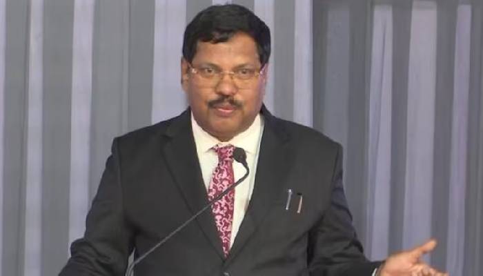 भारत के 52वें चीफ जस्टिस बने बीआर गवई, राष्ट्रपति द्रौपदी मुर्मू ने दिलाई शपथ