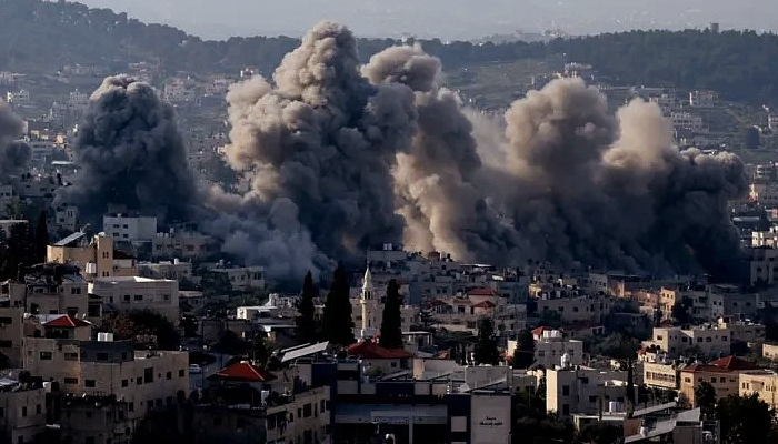 Israel Hamas War: इजरायल का गाजा पर बड़ा हवाई हमला , 66 लोगों की मौत, 150 से ज्यादा घायल