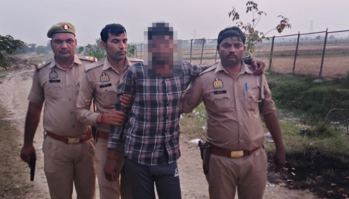 Ghaziabad Police ने मुठभेड़ में वांछित बदमाश बिलाल को किया गिरफ्तार, कई संगीन मामलों में था फरार
