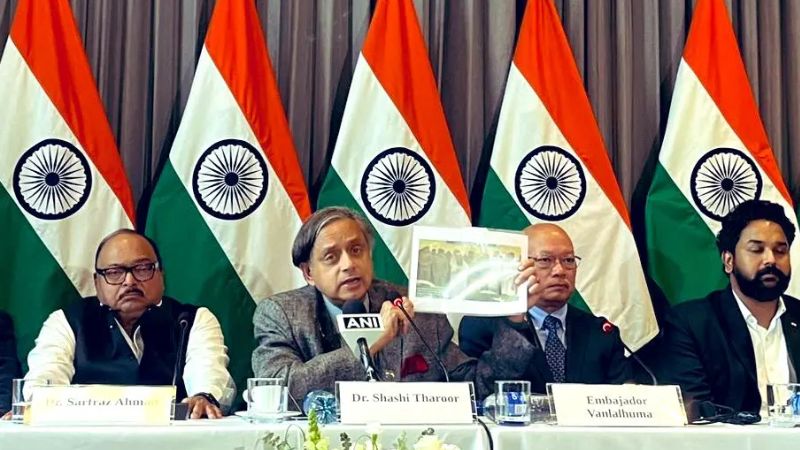 शशि थरूर ने कोलंबिया में घुसकर उसी की लगा दी क्लास, पहलगाम हमले के बाद पाकिस्तान का बना था हिमायती