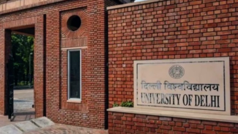 DU के सिलेबस में बड़ा बदलाव, हटेगा भारत-विरोधी कंटेंट और जुड़ेगा 'ऑपरेशन सिंदूर'!