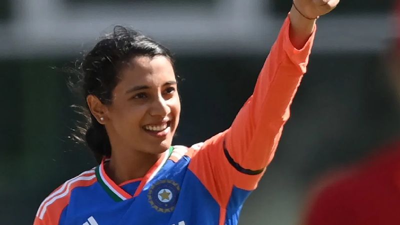 इंग्लैंड में स्मृति मंधाना का धमाका: T20 शतक के साथ रचा इतिहास, ऐसा रिकॉर्ड बनाने वाली बनीं पहली भारतीय