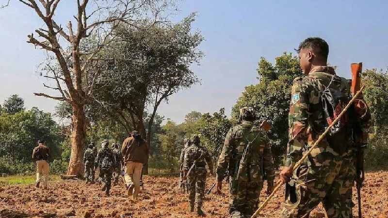 Chhattisgarh: सुकमा में 5 लाख के इनामी सहित एक महिला नक्सली ढेर, सीएम साय ने सुरक्षाबलों को दी बधाई