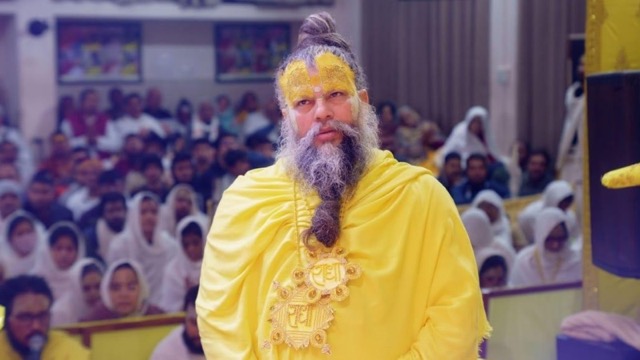 प्रेमानंद महाराज के वीडियो का सच आया सामने, महिलाओं-पुरुषों के लिए समान रूप से कही बात, गलत नीयत से एडिट कर क्लिप को किया गया वायरल!