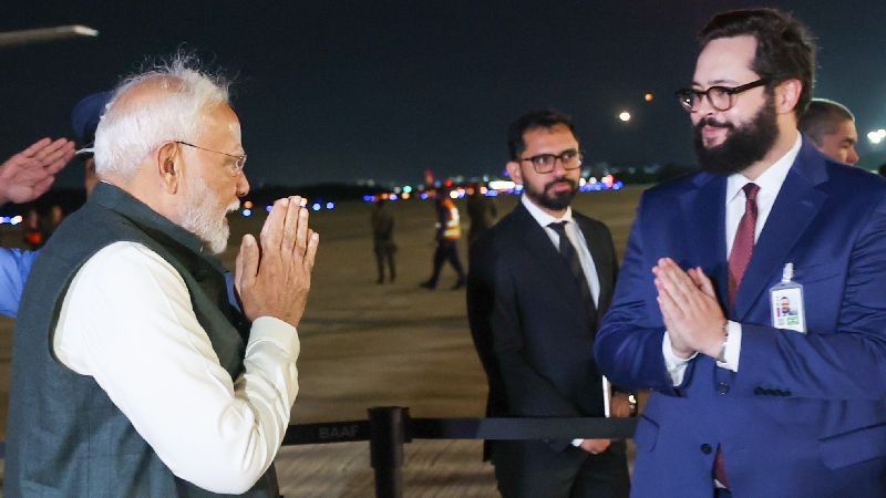BRICS के मंच पर एक बार फिर होगी भारत की मजबूत मौजूदगी, पीएम मोदी पहुंचे ब्राजील