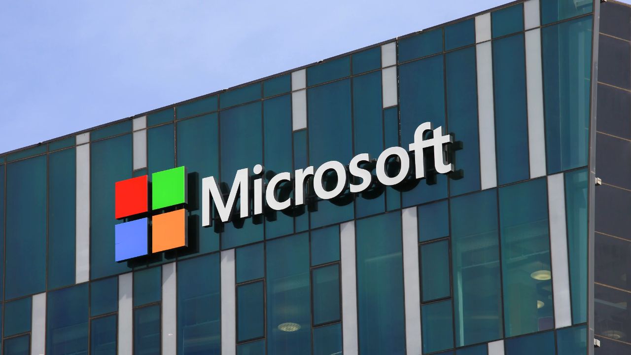 Microsoft ने कहा 'गुडबाय पाकिस्तान', डिजिटल भविष्य पर मंडराया संकट, जानिए आखिर क्यों बदला 25 साल पुराना फैसला!