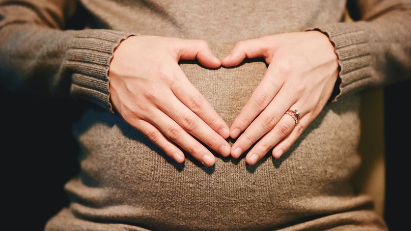 गर्भवती महिलाएं न करें ये गलती! इन ड्रिंक्स का सेवन पहुंचा सकता है बच्चे को नुकसान