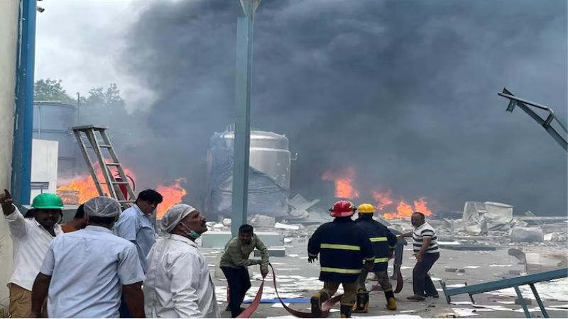 तेलंगाना फार्मा प्लांट विस्फोट में अबतक 34 मौतें, मलबे में शवों की तलाश जारी