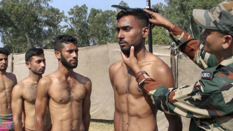 भारतीय सेना में पंडित, मौलवी, ग्रंथी, पुजारी और बौद्ध भिक्षुओं की होगी भर्ती...8 मिनट में 1.6 किलोमीटर की लगानी होगी दौड़, जानें पूरी प्रक्रिया