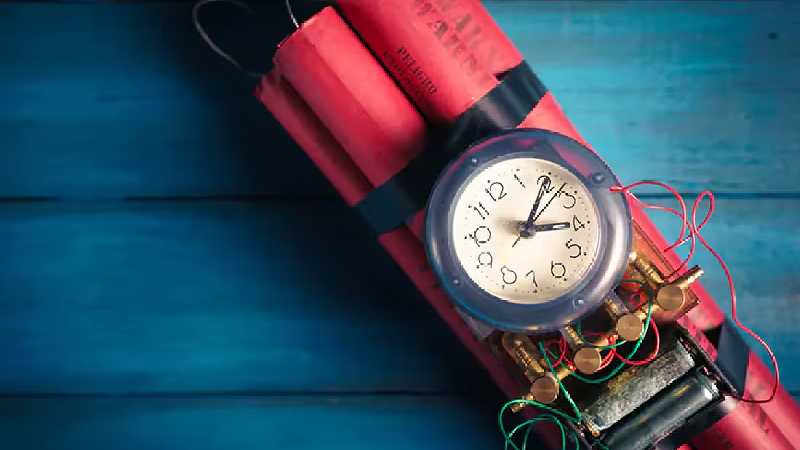 दिल्ली के 20 कॉलेजों को बम से उड़ाने की धमकी, जांच में निकली फर्जी