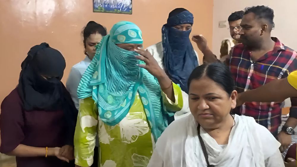 मां और बेटा मिलकर चलाते थे सेक्स रैकेट...नागपुर पुलिस ने ग्राहक बनकर मारी छापेमारी, कई लड़कियों को जिस्मफरोशी से बचाया