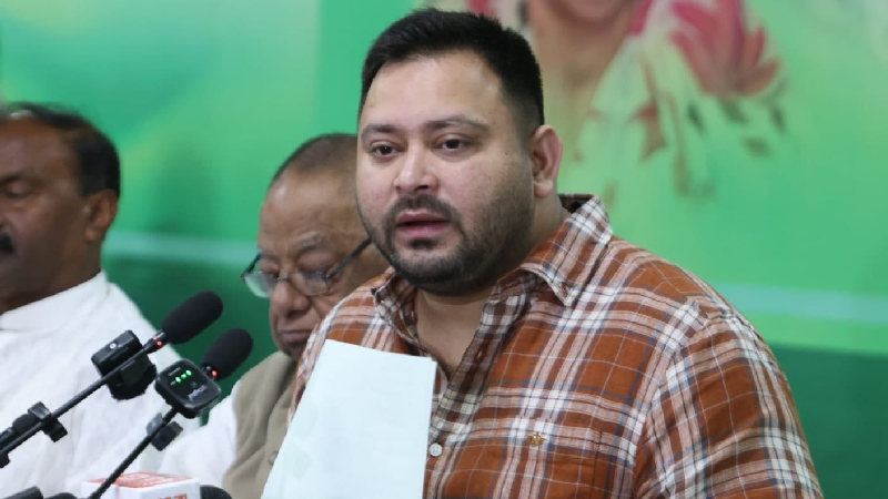 सरकार ने की 4,000 करोड़ की कमाई...', SIR की प्रक्रिया पर तेजस्वी यादव का बड़ा आरोप, कहा- चुनाव के लिए बीजेपी जुटा रही धन