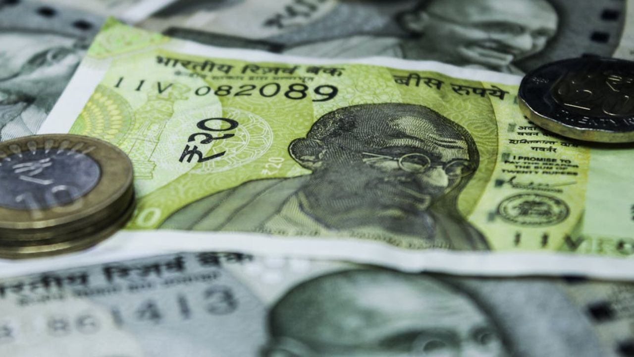 8th Pay Commission: 8वें वेतन आयोग पर आया बड़ा अपडेट, सरकार ने तोड़ी चुप्पी