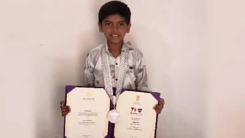 9 साल के कबीर खंदारे ने ‘जिप्सी’ के लिए जीता नेशनल अवॉर्ड, ऐसा रहा झोपड़ी से राष्ट्रपति भवन तक का सफर