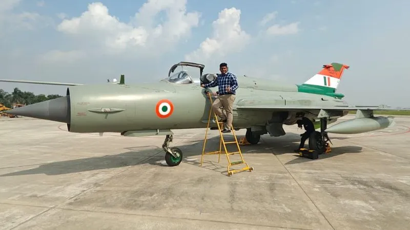 MiG-21 Retirement: स्क्वाड्रन लीडर सुबोध दीक्षित ने तैयार की भारतीय वायुसेना से MiG-21 विमानों की विदाई की रूपरेखा