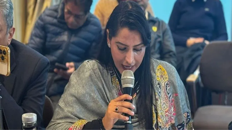 PAK को अपने कर्मों का हिसाब देना ही होगा... कश्मीर की बेटी ने पूरी दुनिया के सामने खोली आतंकिस्तान की पोल