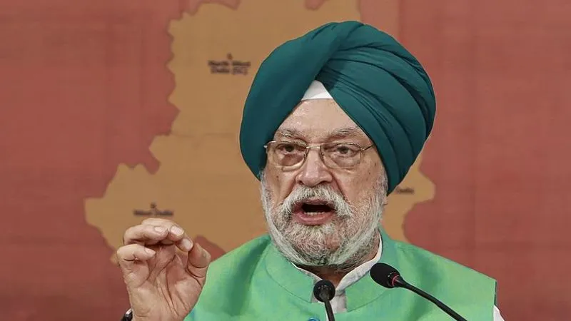 'रूस से कच्चे तेल पर कोई पाबंदी नहीं...', हरदीप पुरी का बड़ा बयान, कहा - अगर प्रतिबंध लगा तो दुनिया गंभीर परिणाम भुगतेगी