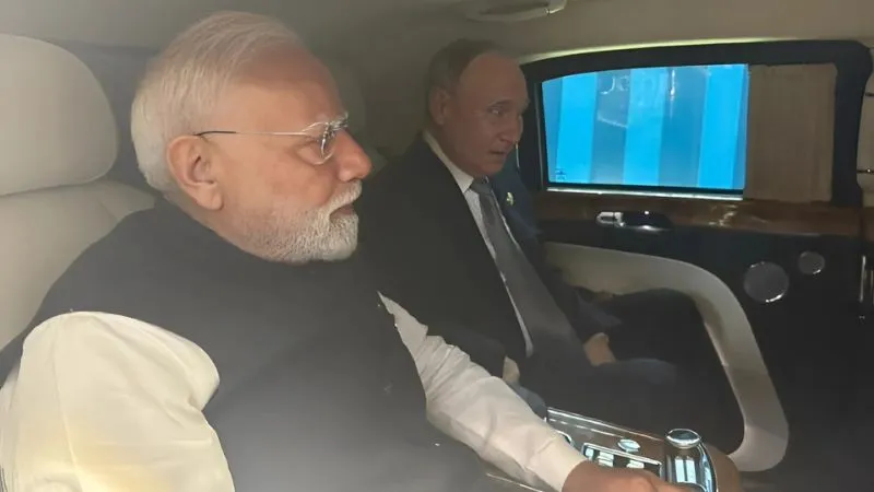 ये दोस्ती हम नहीं तोड़ेंगे... भारत-रूस के अटूट संबंध, रॉयल कार में एक साथ निकले मोदी-पुतिन, ट्रंप को लगेगी मिर्ची!