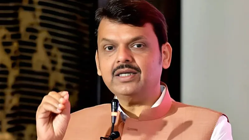 महाराष्ट्र सरकार मराठा आरक्षण देने को राजी, कुनबी प्रमाण पत्र देने के लिए बनाएगी विशेष कमेटी