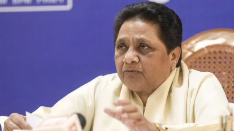 'यदि वे चुप रहें तो यह उचित होगा...', बसपा प्रमुख मायावती ने स्वामी रामभद्राचार्य के मनुस्मृति पर दिए गए बयान पर जताया ऐतराज