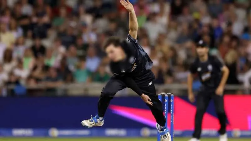 डेब्यू वनडे में फ्लॉप हुआ इंग्लैंड का ये तेज़ गेंदबाज़, नाम दर्ज़ हुआ अनचाहा रिकॉर्ड