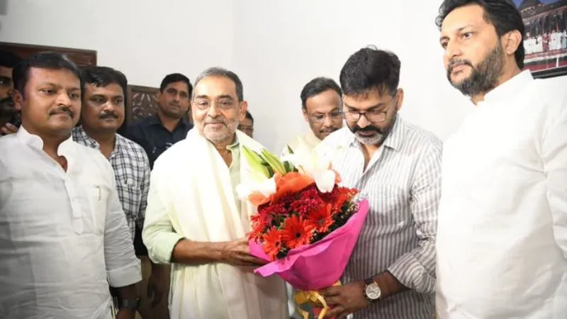 भोजपुरी सुपरस्टार पवन सिंह की BJP में हुई वापसी, उपेंद्र कुशवाहा से मुलाकात के बाद विनोद तावड़े ने किया ऐलान