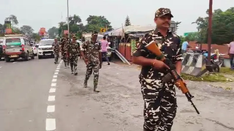 नेपाल में जारी हिंसा के बीच बिहार के 7 जिलों में अलर्ट, सील किए गए बॉर्डर, पर्यटकों की आवाजाही बंद