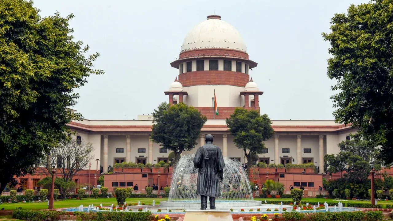 सुप्रीम कोर्ट का फैसला, अब शिक्षक बनने और प्रमोशन पाने के लिए TET जरूरी