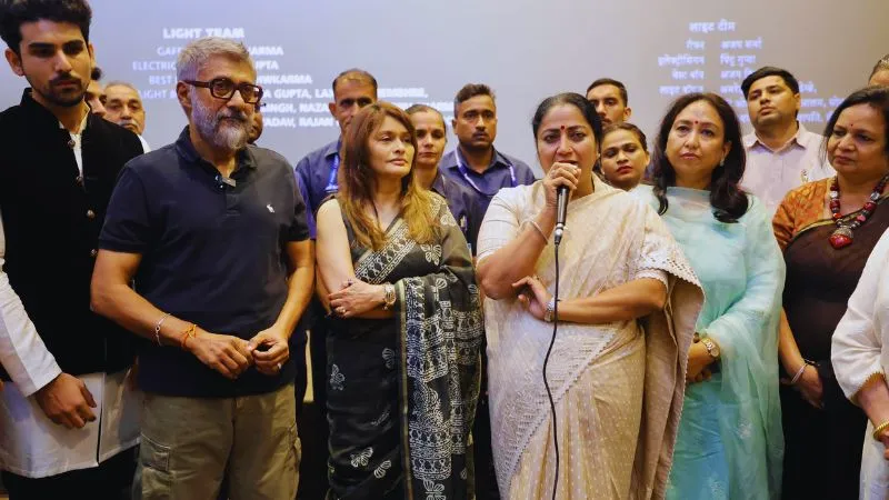 CM रेखा गुप्ता ने देखी 'द बंगाल फाइल्स’, बंगाल में हिंदुओं पर हुए अत्याचार को लेकर कही बड़ी बात