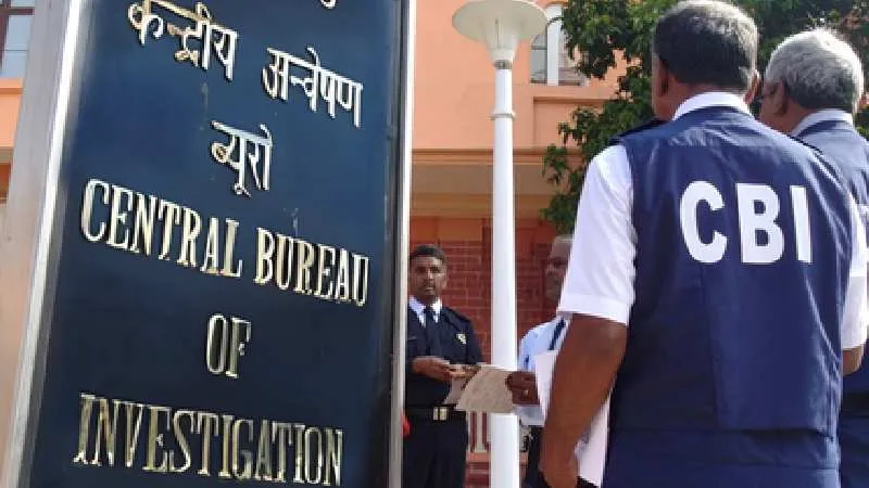 सीबीआई की बड़ी कार्रवाई, नासिक सीजीएसटी अधीक्षक 5 लाख की रिश्वत लेते गिरफ्तार