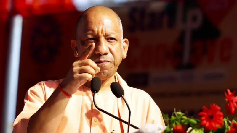 CM योगी की जीरो टॉलरेंस नीति का कमाल, मिशन शक्ति के तहत 256 खूंखार अपराधियों का एनकाउंटर, जानें कौन रहा अव्वल