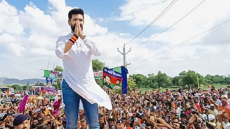 बिहार चुनाव के लिए चिराग ने तय किए अपने कैंडिडेट्स के नाम! NDA में सीट शेयरिंग के फौरन बाद लिस्ट जारी कर देगी LJPR