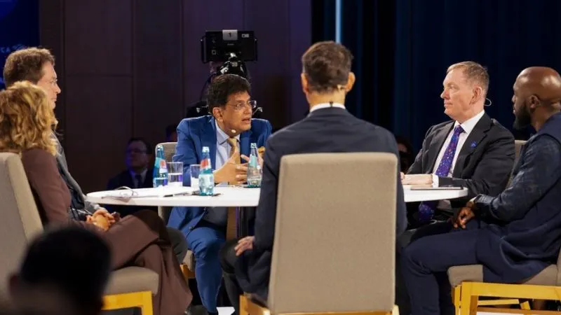 ‘तुम्हें छूट तो भारत निशाना क्यों…’ पश्चिमी देशों पर भड़के केंद्रीय मंत्री, बर्लिन में सुनाई खरी-खरी