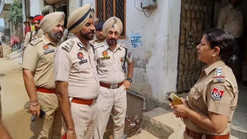 जालंधर में पुलिस का एक्शन मोड ऑन – 100 अवैध हथियार बरामद, 80 तस्कर गिरफ्तार कर अपराध पर कसा शिकंजा