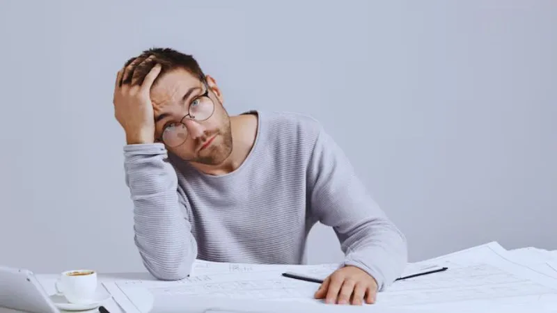 Health Tips: थकान और कमजोरी को न करें इग्नोर…शरीर कर रहा है अलर्ट, ये आयुर्वेदिक टिप्स अपनाकर दूर करें समस्या