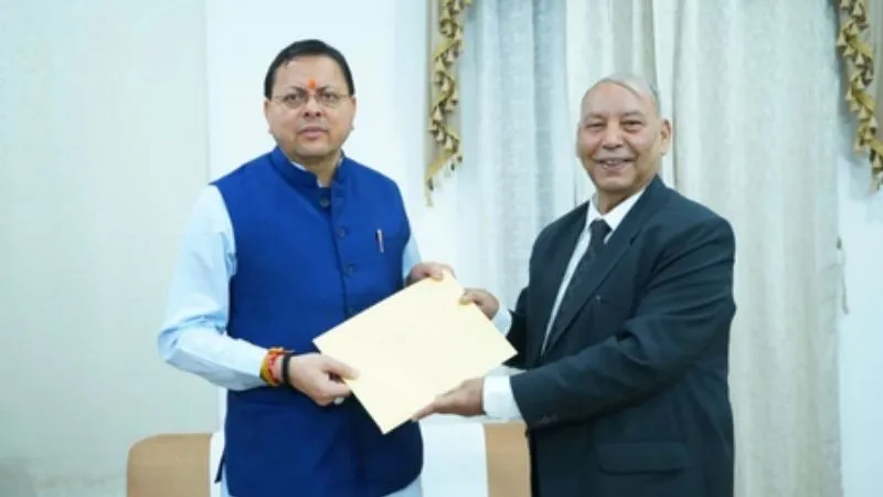 UKSSSC परीक्षा अनियमितता की जांच की अंतरिम रिपोर्ट CM धामी को सौंपी गई, CBI जांच की सिफारिश