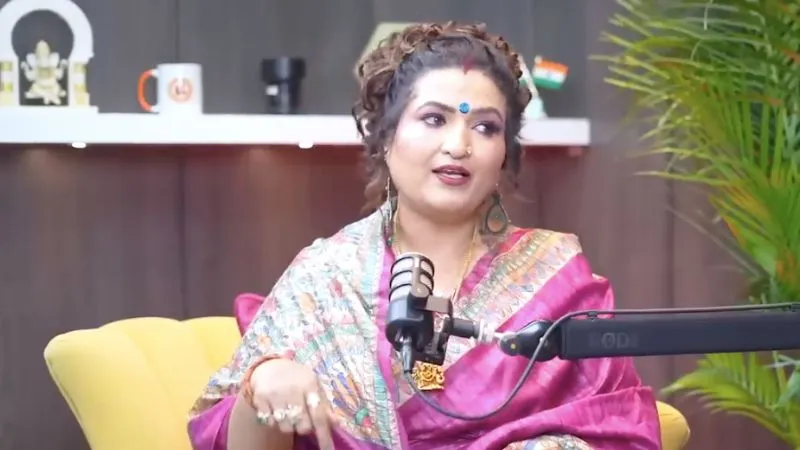 शनि-गुरु का संगम...क्या आने वाला है बड़ा वैश्विक परिवर्तन? ज्योतिषाचार्य Y. राखी की भविष्यवाणी