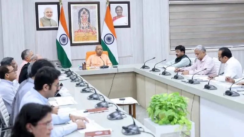 गंगा एक्सप्रेसवे दिसंबर तक पूरा करें,  सीएम योगी ने दिए निर्देश, रक्षा गलियारे में 30,000 करोड़ से अधिक निवेश प्रस्ताव