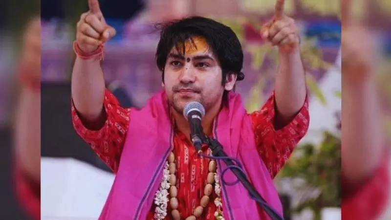 ‘आई लव मोहम्मद’ पर धीरेंद्र शास्त्री की चेतावनी! पाकिस्तान को दी घर वापसी की सलाह, हिंदुओं से की बड़ी अपील