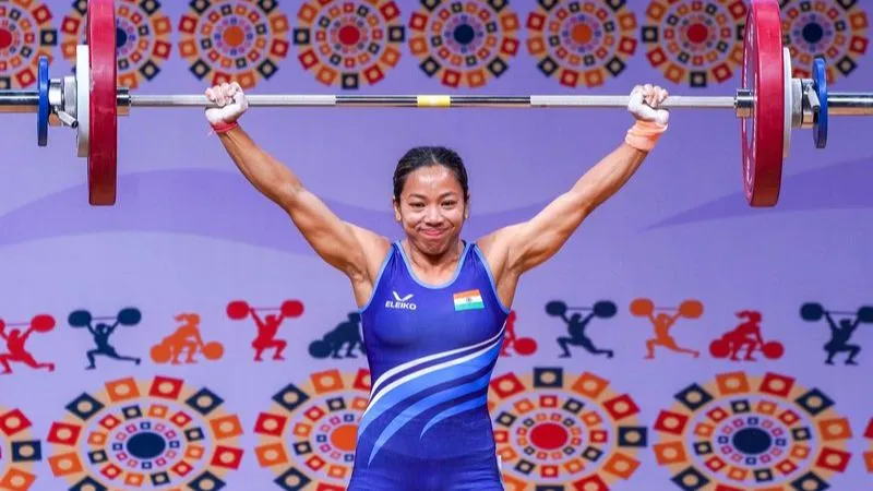 वर्ल्ड वेटलिफ्टिंग चैंपियनशिप: मीराबाई चानू ने भारत को दिलाया सिल्वर, इस टूर्नामेंट में तीसरा मेडल