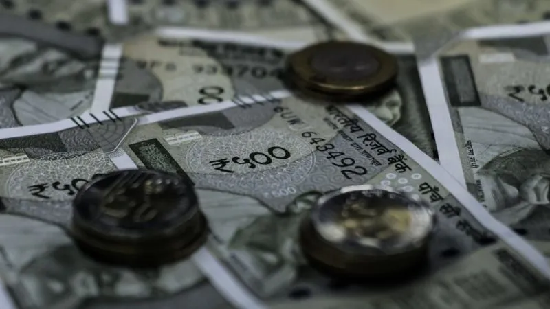 DA Hike: केंद्रीय कर्मचारियों को दिवाली बोनस! सरकार ने बढ़ाया 3% DA, सैलरी में बढ़ोतरी तय