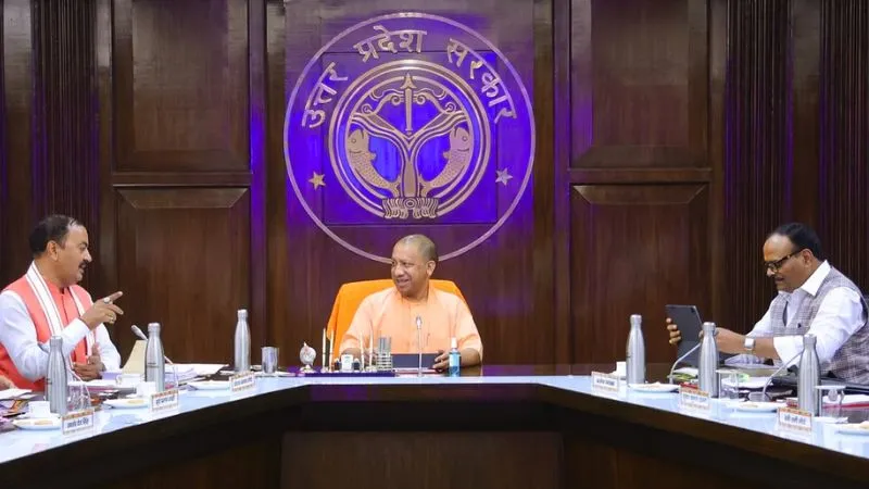 कारोबारियों को बड़ी राहत, इन अपराधों में व्यापारियों को नहीं होगी जेल, यूपी सरकार ने खत्म किए 13 नियम