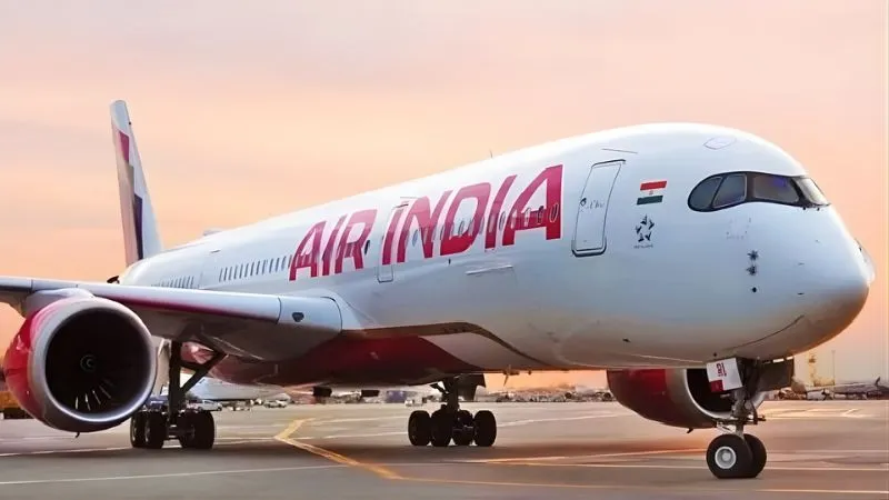 एअर इंडिया में फिर लापरवाही... एक्सपायर्ड लाइसेंस और अधूरी ट्रेनिंग के बावजूद दो पायलटों ने उड़ाई फ्लाइट, DGCA ने मांगी रिपोर्ट