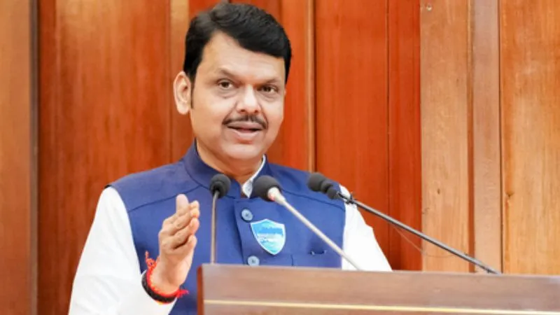 एक नहीं, दो नहीं, 25 को डिप्टी CM का वादा...फडणवीस का तेजस्वी यादव पर बड़ा हमला, बिहार को बताया जुझारू राज्य