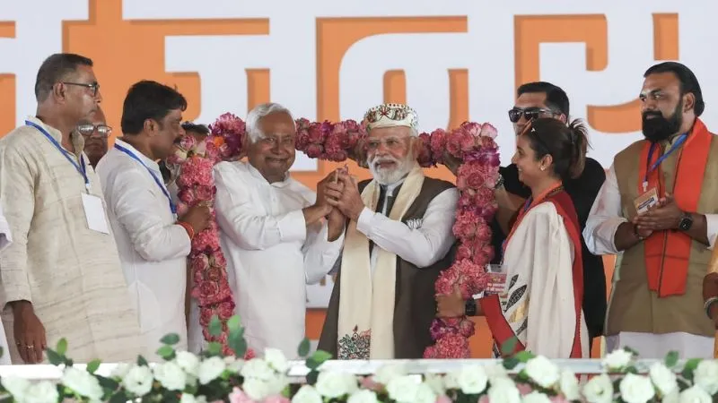 बिहार चुनाव में NDA ने दिखाया ‘10 का दम’, महागठबंधन हुआ चारों खाने चित्त, राहुल-तेजस्वी अब क्या करेंगे?